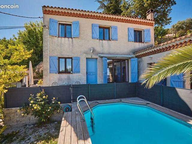 Maison 5 pièces 140 m²