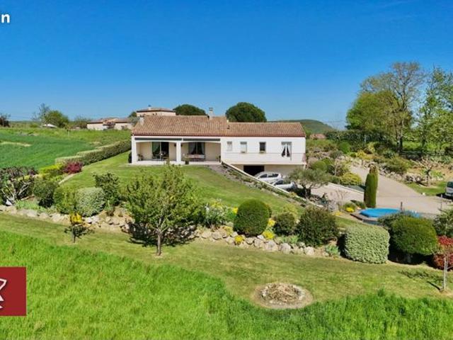 Maison 5 pièces 140 m²