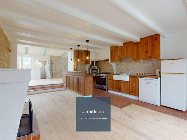 Maison 5 pièces 140 m²