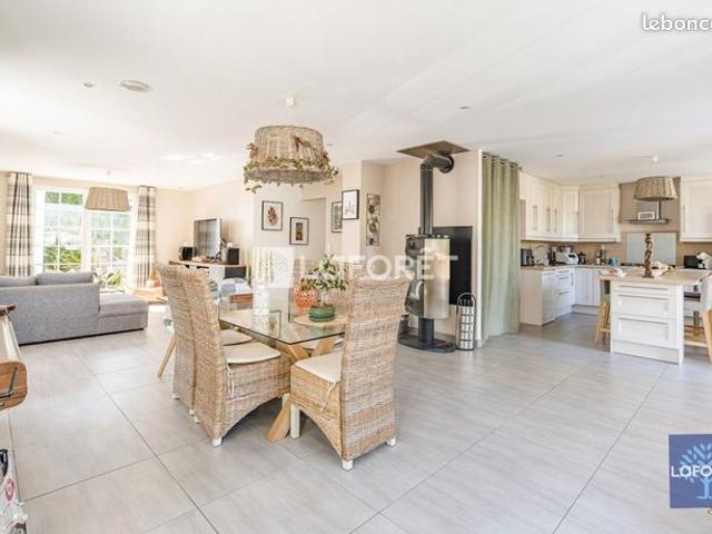 Maison 5 pièces 140 m²