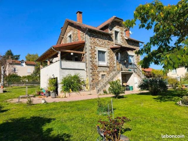 Maison 5 pièces 140 m²