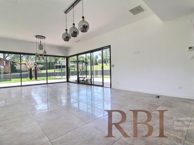Maison 5 pièces 140 m²