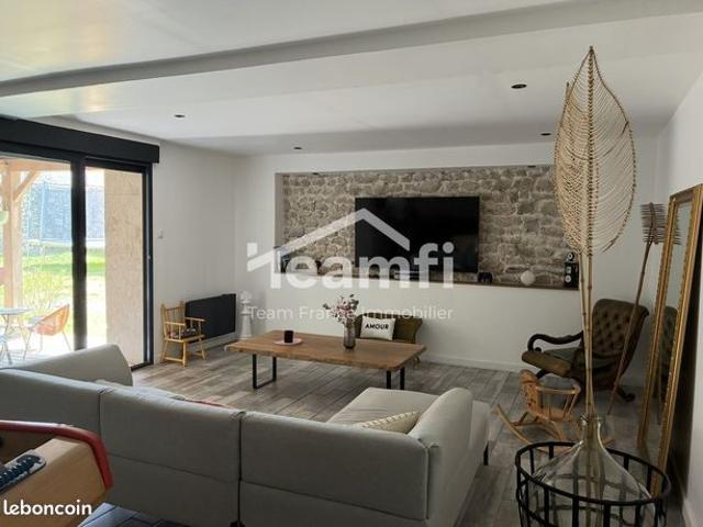 Maison 5 pièces 140 m²