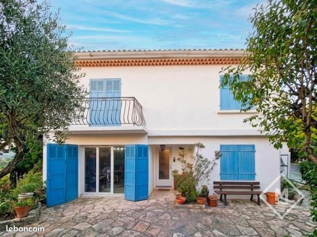 Maison 5 pièces 140 m²