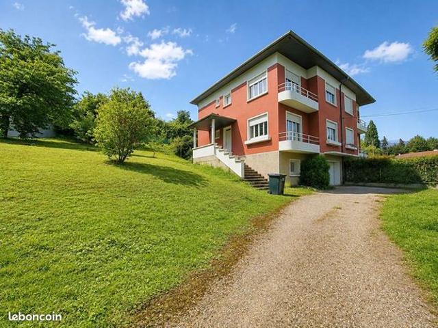 Maison 6 pièces 140 m²