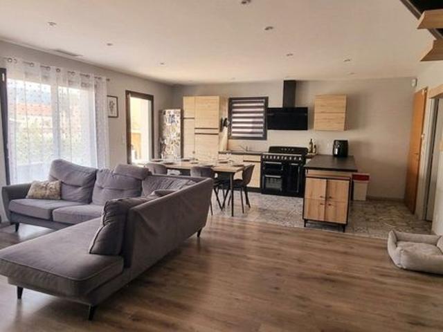 Maison 5 pièces 140 m²