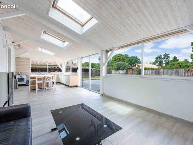 Maison 5 pièces 140 m²