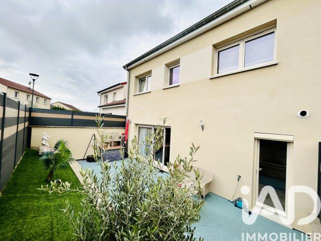 Maison 5 pièces 140 m²