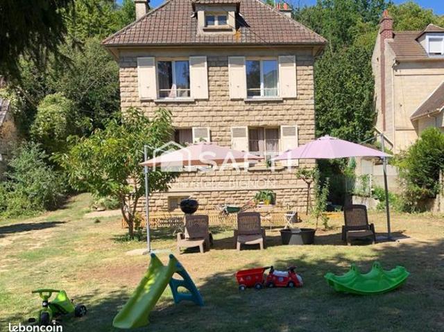 Maison 5 pièces 140 m²