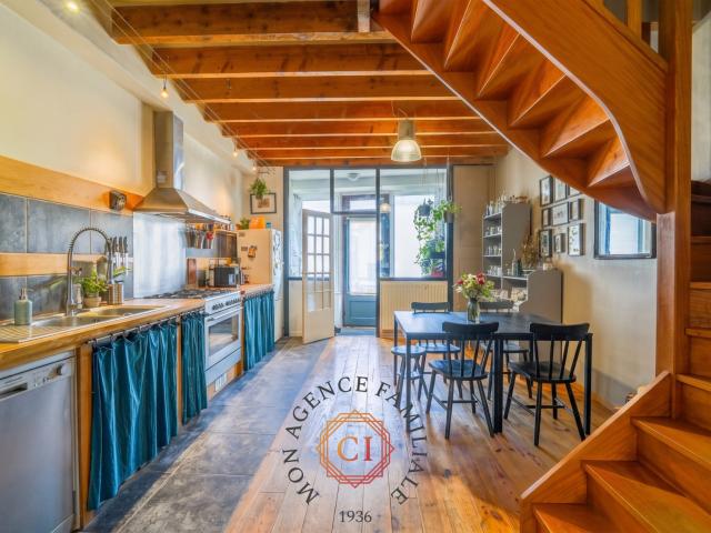 Maison 5 pièces 140 m²
