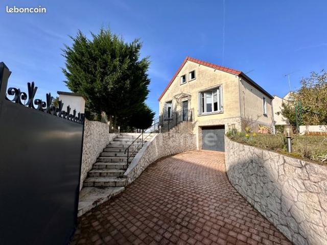 Maison 5 pièces 140 m²
