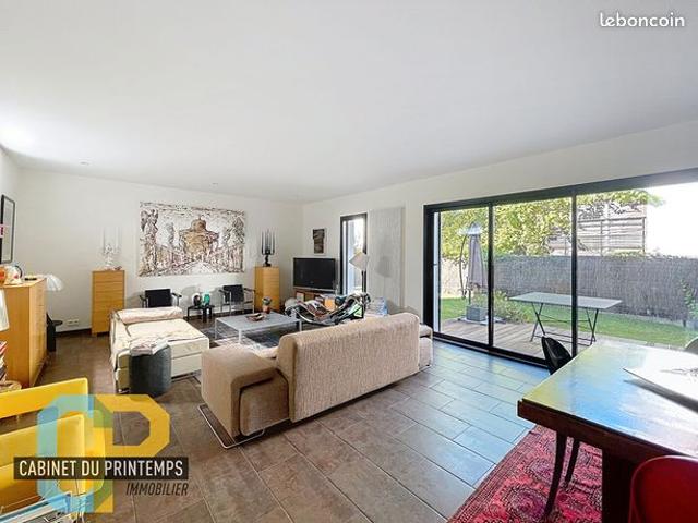 Maison 5 pièces 140 m²