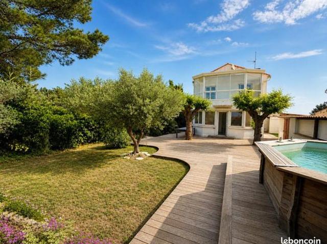 Maison 5 pièces 140 m²