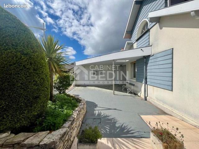Maison 5 pièces 140 m²