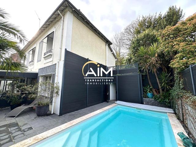 Maison 5 pièces 140 m²