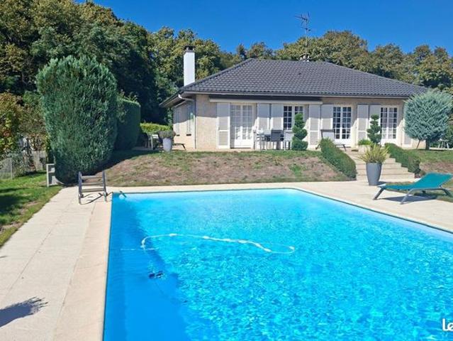 Maison 5 pièces 140 m²