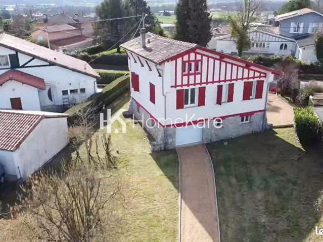Maison 5 pièces 140 m²