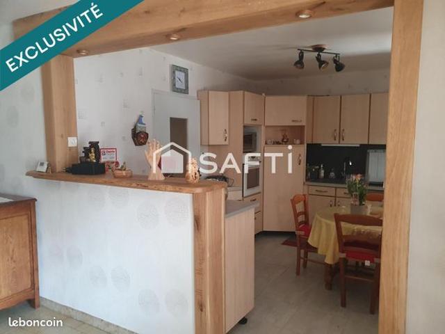 Maison 5 pièces 140 m²