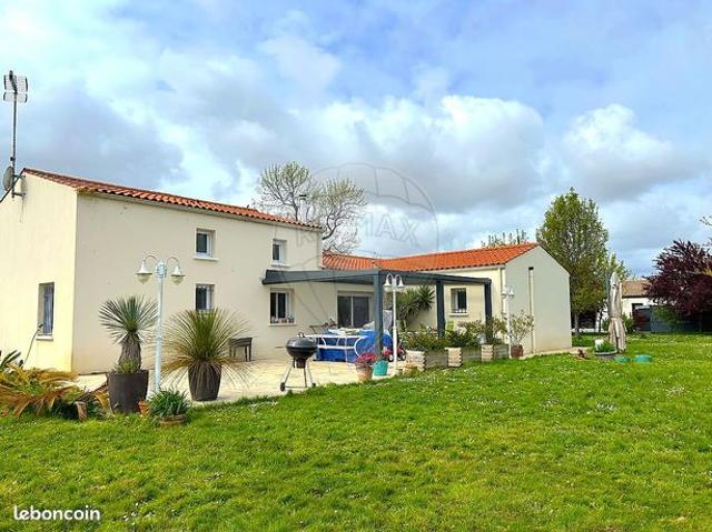 Maison 5 pièces 140 m²