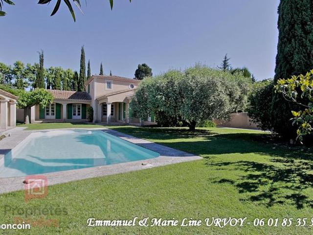 Maison 5 pièces 140 m²
