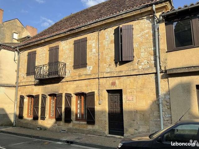 Maison 5 pièces 140 m²