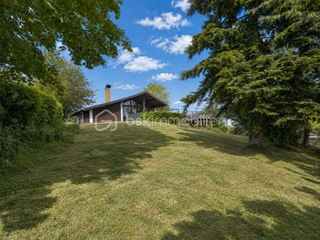 Maison 5 pièces 140 m²