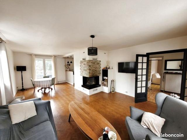 Maison 5 pièces 140 m²