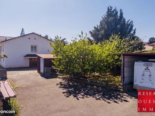 Maison 5 pièces 200 m²
