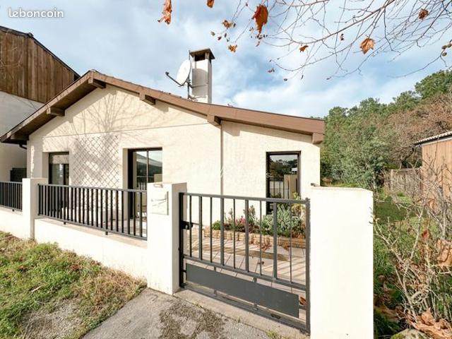 Maison 5 pièces 140 m²