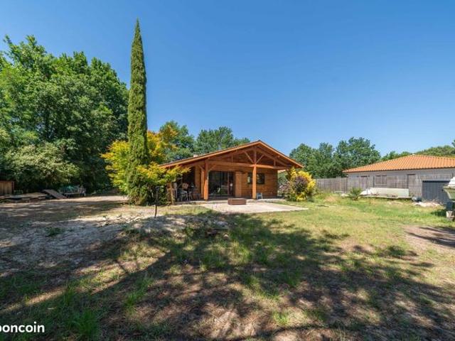 Maison 5 pièces 140 m²