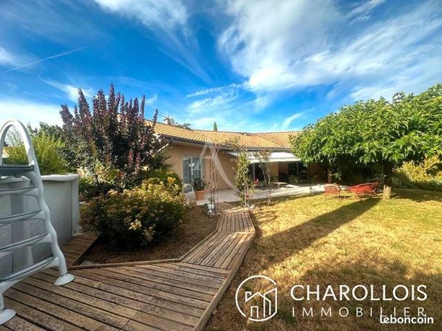 Maison 5 pièces 140 m²