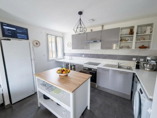 Maison 5 pièces 140 m²