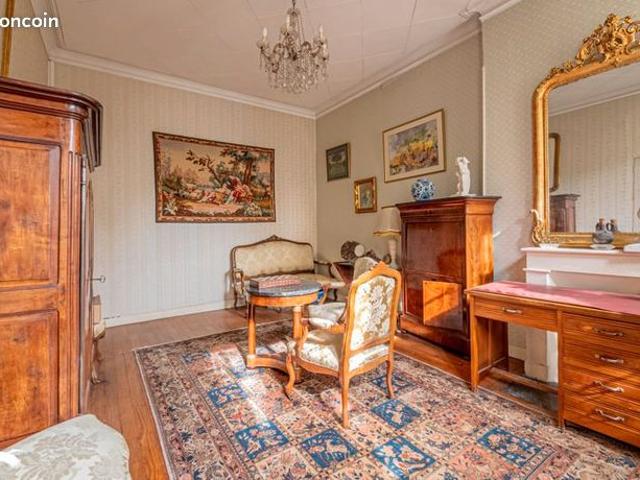 Maison 5 pièces 140 m²