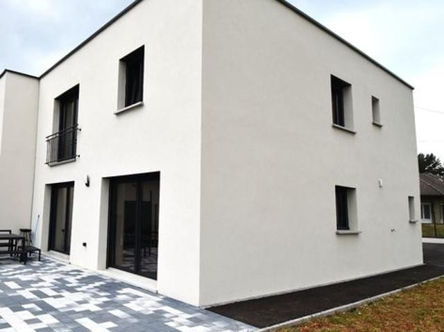 Maison 5 pièces 140 m²