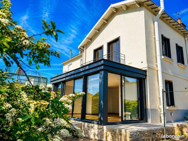 Maison 5 pièces 140 m²