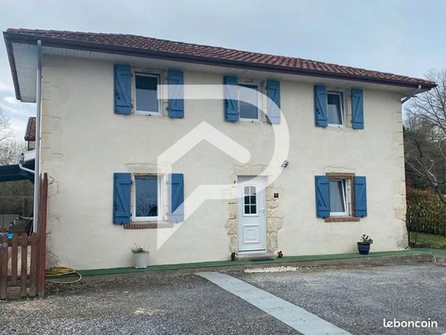 Maison 5 pièces 140 m²
