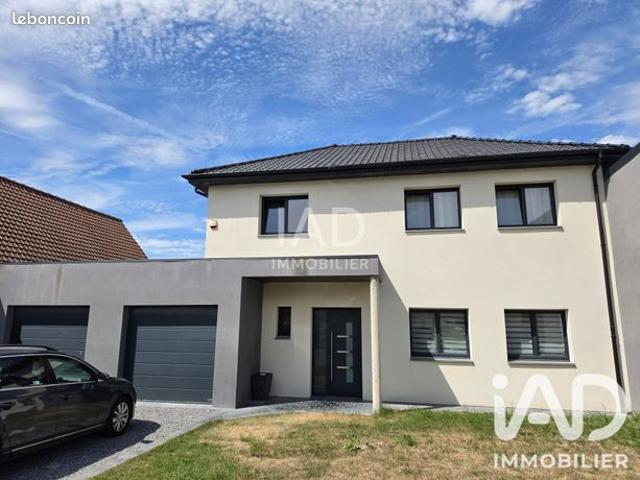 Maison 5 pièces 140 m²