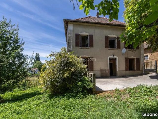 Maison 5 pièces 140 m²