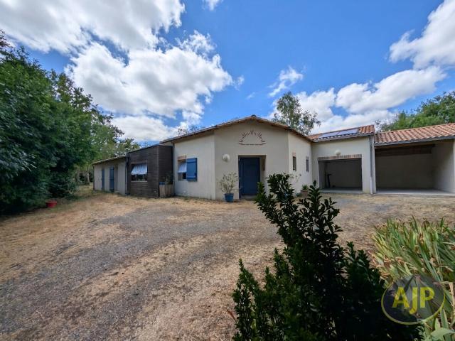 Maison 5 pièces 140 m²