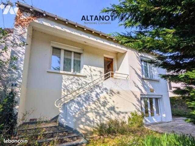 Maison 5 pièces 140 m²