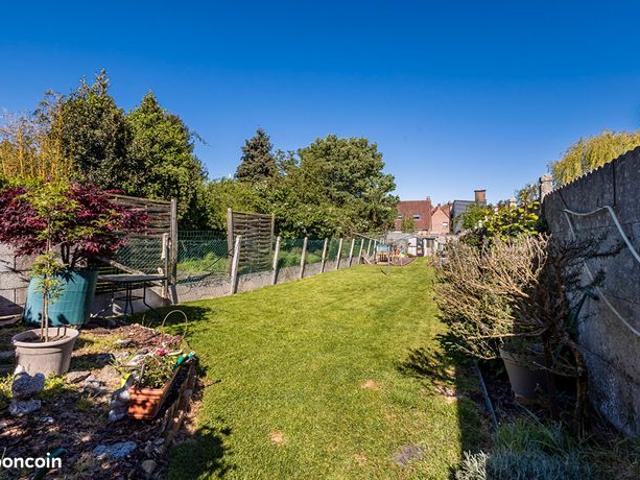 Maison 5 pièces 140 m²