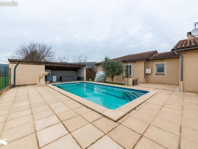 Maison 5 pièces 140 m²