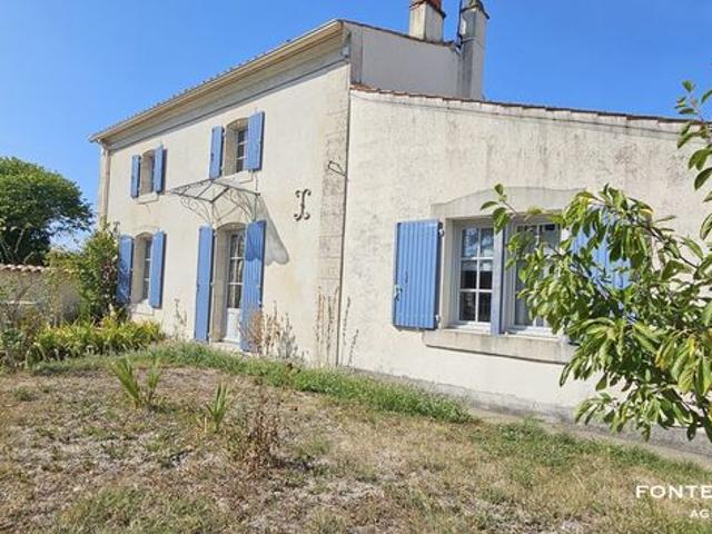 Maison 5 pièces 140 m²