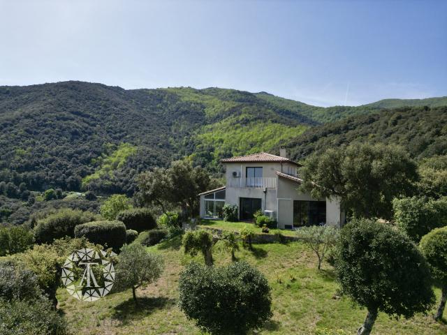Maison 5 pièces 140 m²