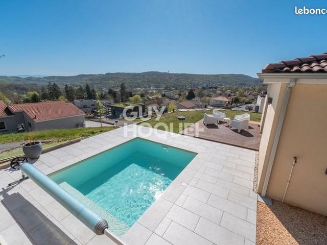 Maison 5 pièces 140 m²