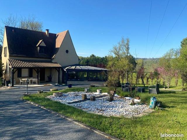 Maison 5 pièces 140 m²