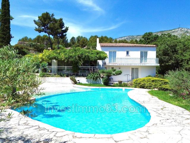 Maison 5 pièces 140 m²
