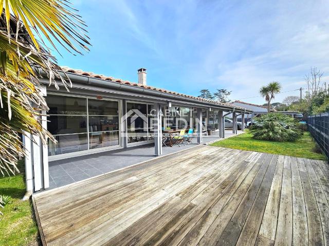 Maison 5 pièces 140 m²