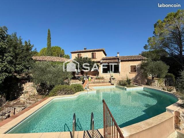 Maison 5 pièces 140 m²