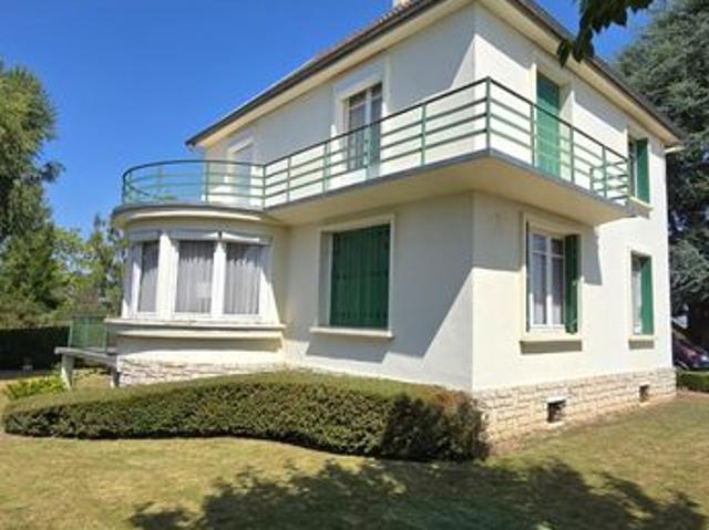 Maison 5 pièces 140 m²